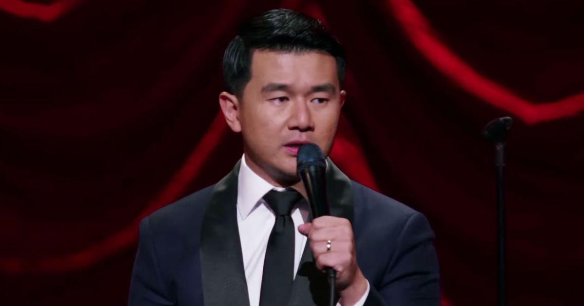 羅尼錢 (Ronny Chieng) 準備摧毀美國