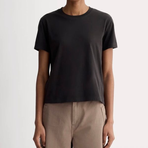 Everlane The Box-Cut Tee in Essential Cotton