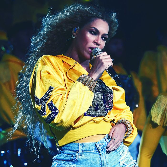 Beyoncé ’s Coachella Weekend 2 Performance What to Know