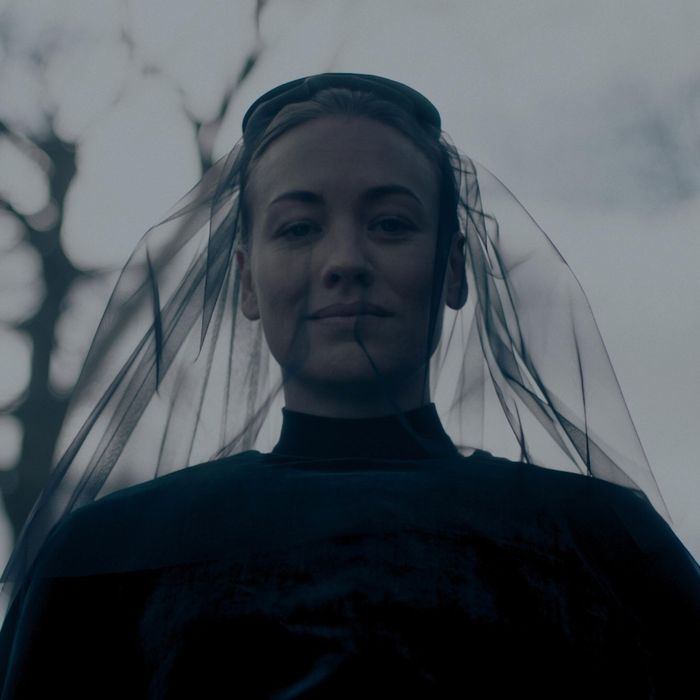 Maid Porn Blackmaile Vudeos - The Handmaid's Tale' Season 5, Episode 2 Recap: 'Ballet'