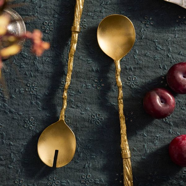 Terrain Witchy Broom Serving Set
