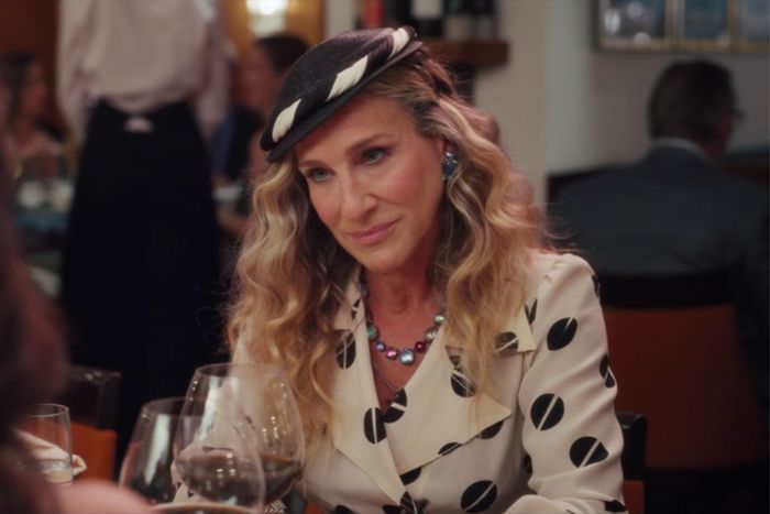 Exactly How Many Hats Does Carrie Bradshaw Own?