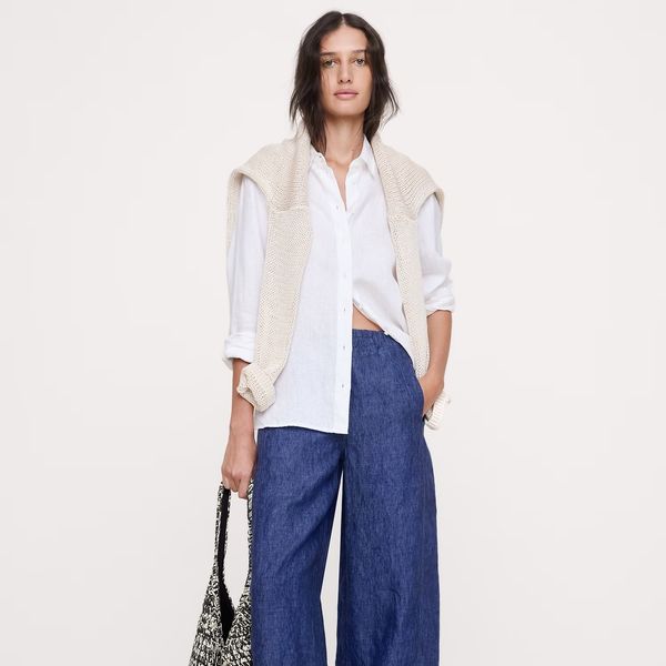 Banana Republic Mid-Rise Relaxed Painter Pull-On Pant in Linen