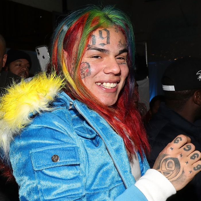 How Fast Can 6ix9ine Paint Himself Into A Corner
