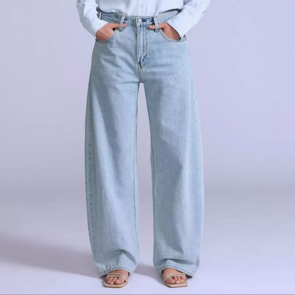 Levi’s Women's Drop Barrel Jeans