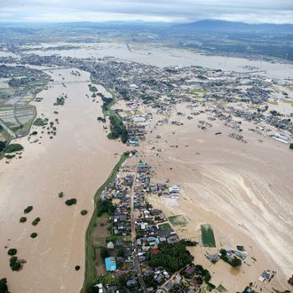 JAPAN-WEATHER-RAIN-FLOOD