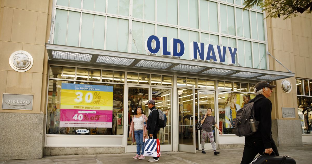 POC Claim Old Navy Bused in White People for Queer Eye Shoot