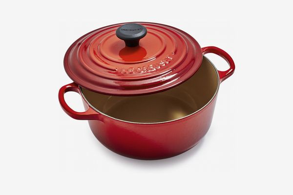 Le Creuset 3.5 qt. Signature Round Dutch Oven - Cerise