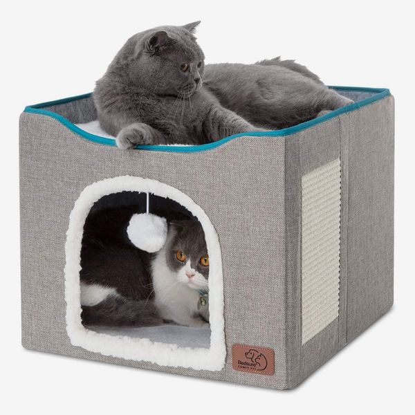 Bedsure Large Cat House with Scratch Pad