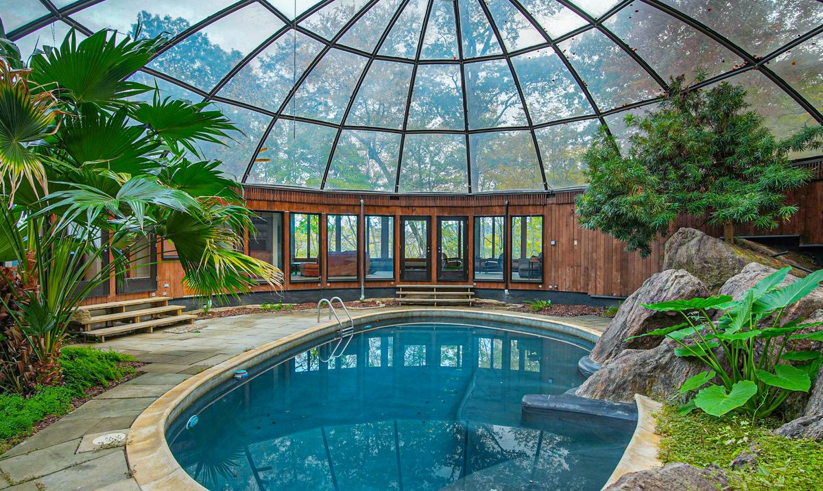 A House With a Giant Terrarium in the Middle New York Magazine