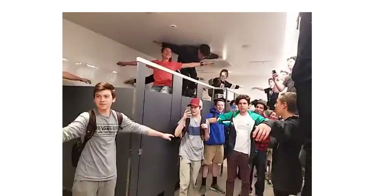 T-Pose to Assert Dominance 