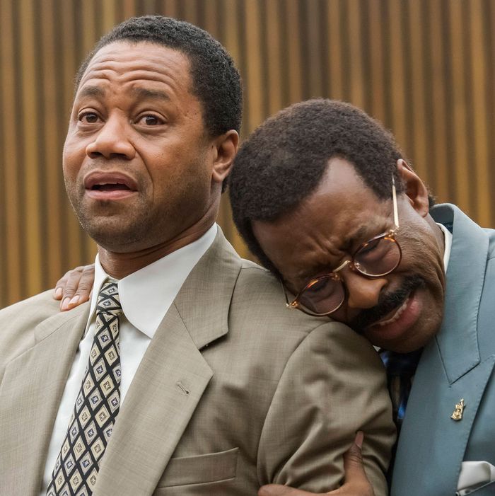 THE PEOPLE v. O.J. SIMPSON: AMERICAN CRIME STORY “The “Verdict” Episode 110 (Airs Tuesday, April 5, 10:00 pm/ep) -- Pictured: (l-r) Cuba Gooding, Jr. as O.J. Simpson, Courtney B. Vance as Johnnie Cochran. CR: Prashant Gupta/FX