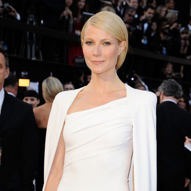 Before Gwyneth even hit the broadcast – as in, the second ABC's live-stream caught sight of her – the Internet blew up with frantic nail-biting over the presence of her cape. Sure, we were slightly bummed it was more The Matrix: Neo’s Angels than a real honest-to-God swashbuckling superhero number, but we still think it’s brilliant in an Only Gwyneth kind of way. Without it, the dress would be sleek but forgettable; with it, she’s dominating the buzz, no nomination required.