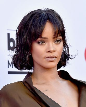 Rihanna attends the 2016 Billboard Music Awards.