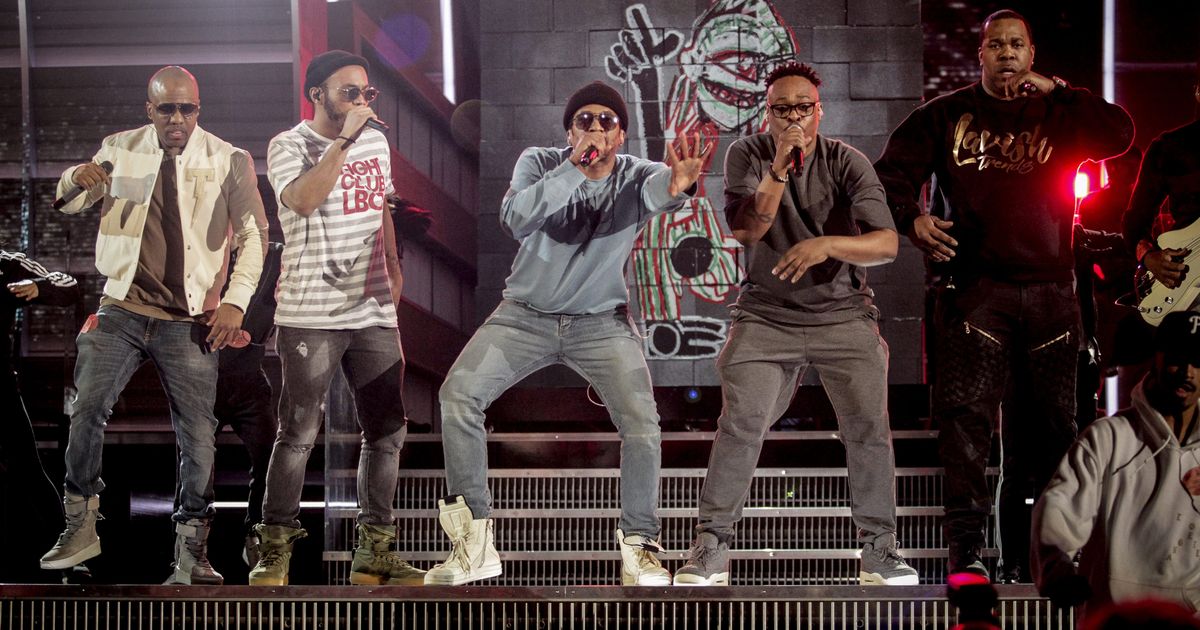 A Tribe Called Quest Call Out Trump in Grammys Performance