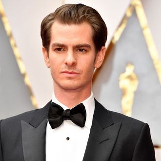 andrew garfield gay