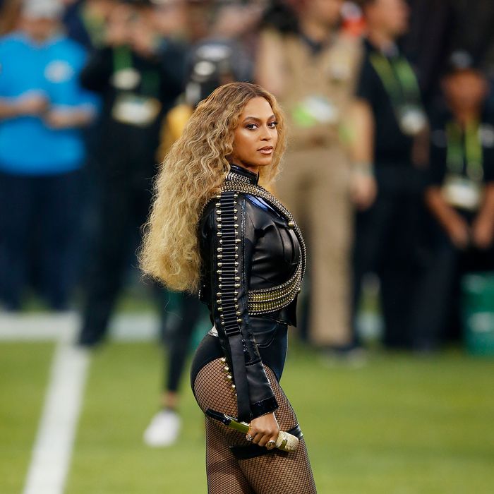 Beyonce in DSquared2 at the Super Bowl. Photo: Ezra Shaw/Getty Images