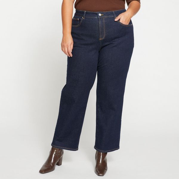 Universal Standard Bae Boyfriend Crop Jeans