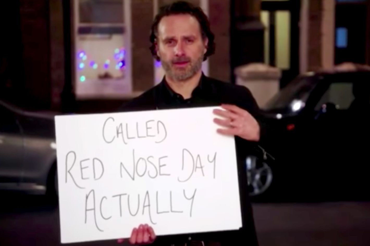 those cue cards return in the 'love actually' sequel trailer