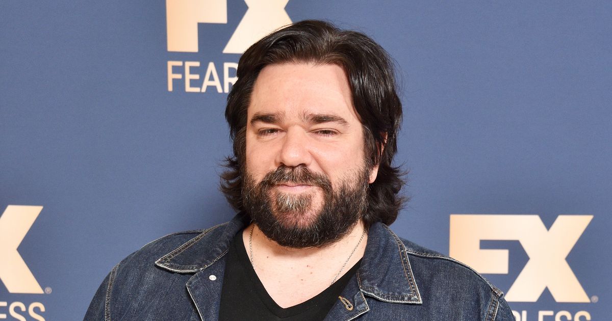 マット・ベリーは彼の非常に嫌いな俳優、スティーブン・トーストをアメリカに連れてきています