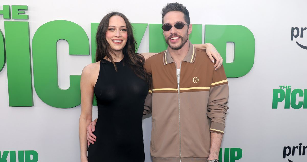 Pete Davidson Got Elsie Hewitt Concert Tickets