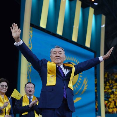 Kazakhstan's President Nursultan Nazarbayev gestures during a speech to his supporters in Astana, Kazakhstan, April 27, 2015.