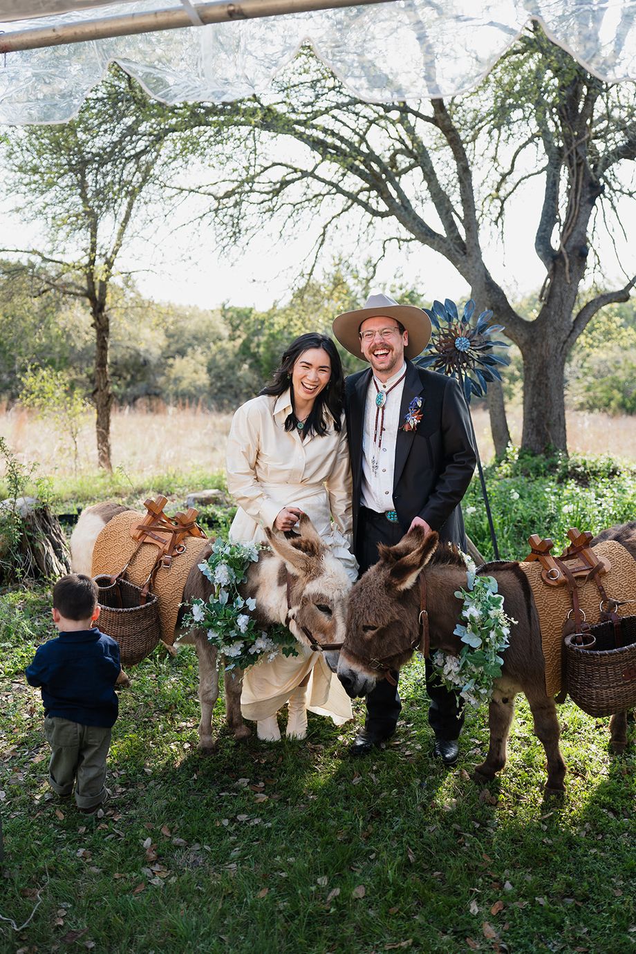 50 Wedding Traditions Around the World to Incorporate in Your Day, image size:920x1380