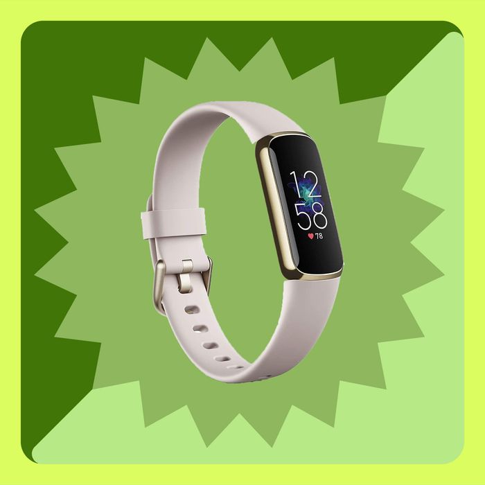 Fitbit Luxe Sale 2023 The Strategist