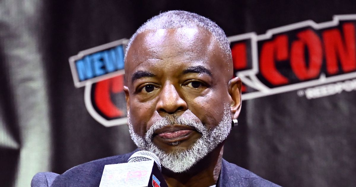 勒瓦爾·伯頓 (LeVar Burton) 在 NYCC 飛得高兩倍