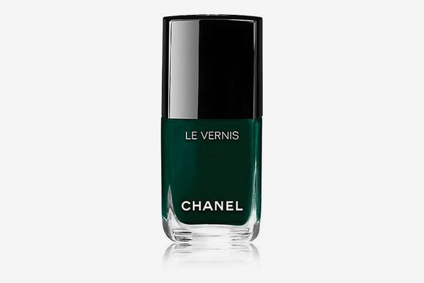 Chanel Le Vernis in Fiction