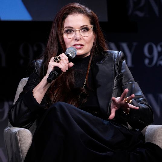 Modi Rosenfeld In Conversation With Debra Messing