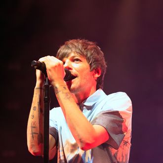 Louis Tomlinson is 'fully embracing' his Britpop roots for new album