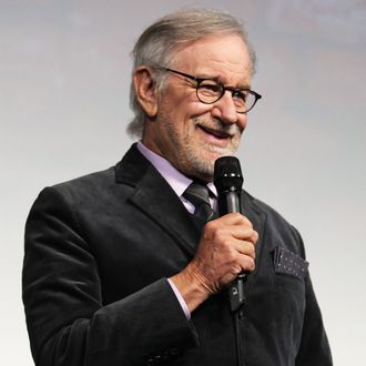 Steven Spielberg Pays Tribute to the ‘Immortal’ Stephen Sondheim at the West Side Story Premiere - Vulture