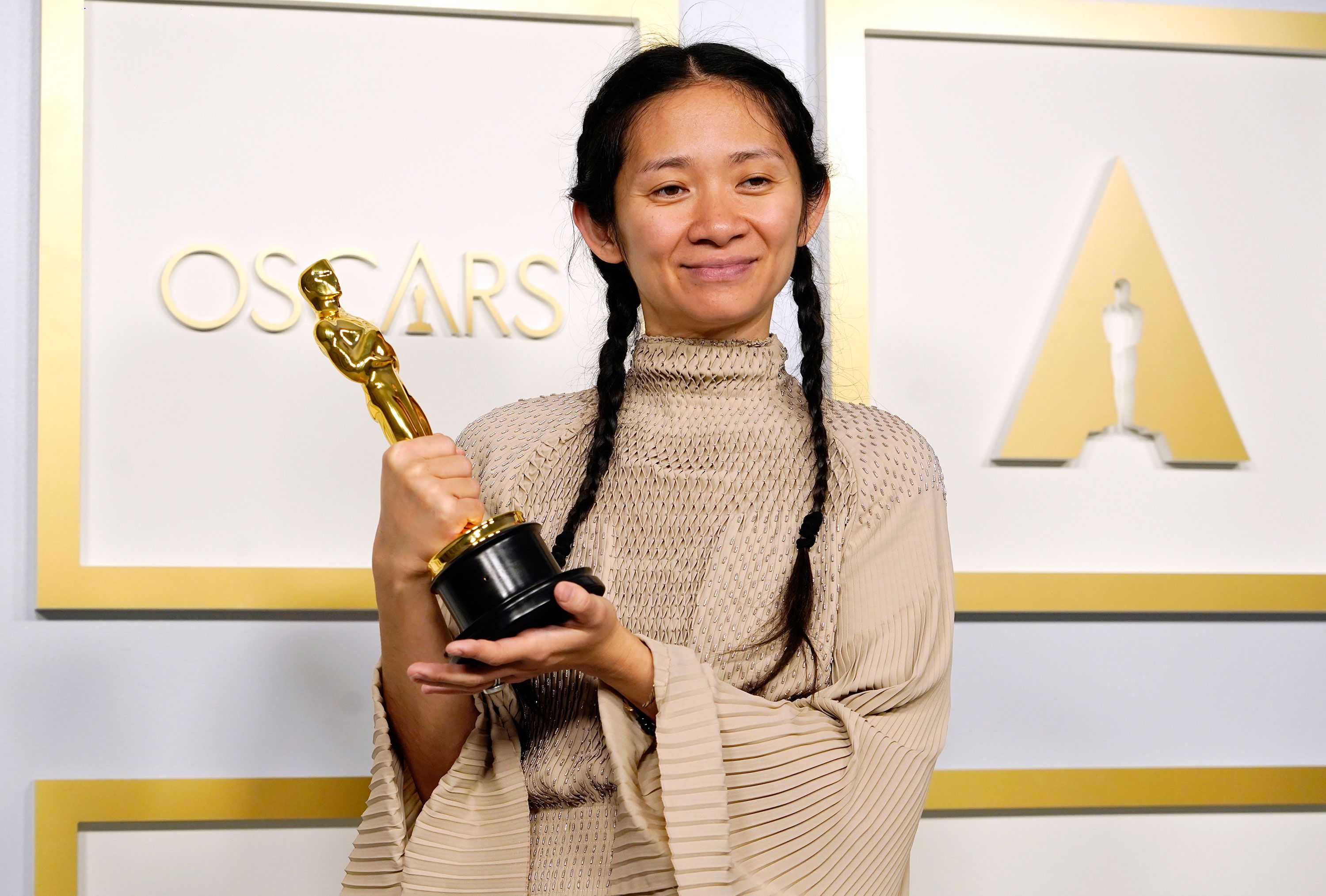 2021 Oscars winners: 'Nomadland,' Chloe Zhao, and Anthony Hopkins