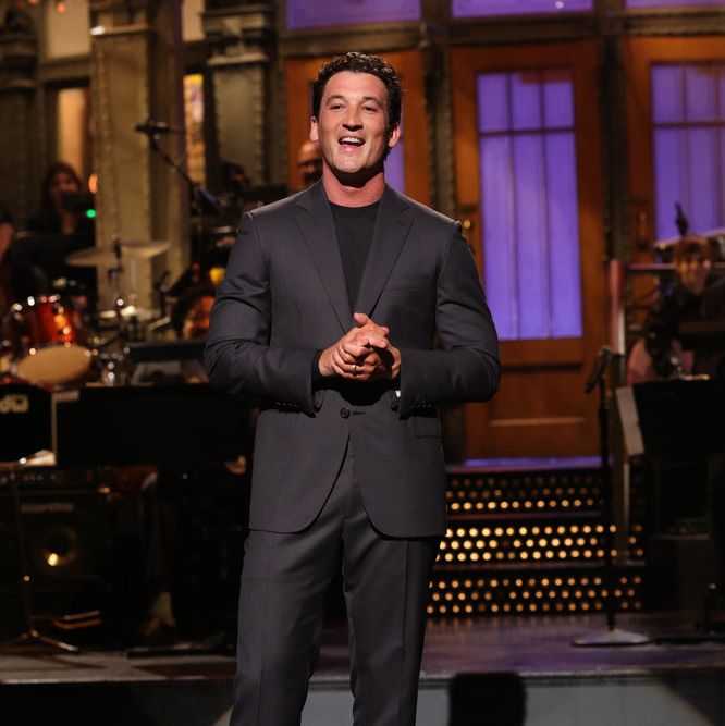 Miles Teller Does Peyton Manning Impression on 'SNL'