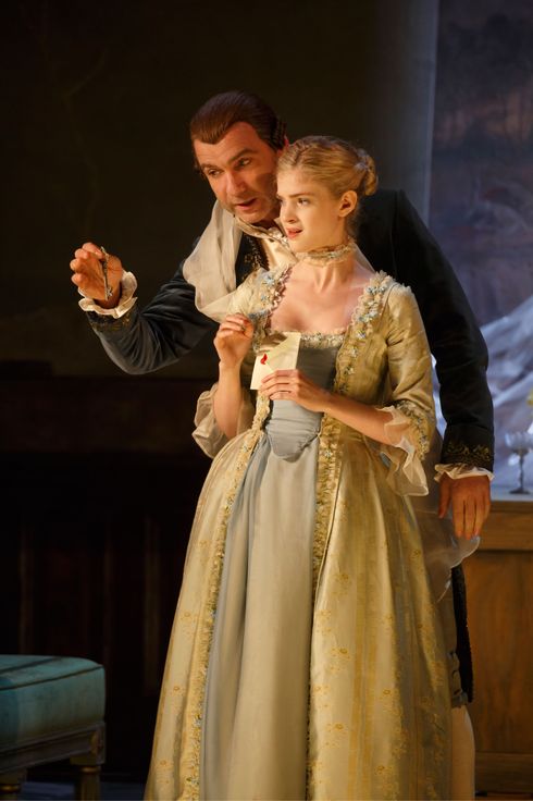 dangerous liaisons costumes