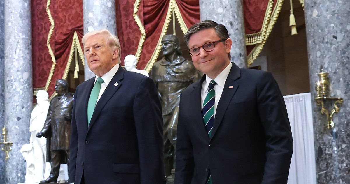 Trump Caves on DHS Shutdown, Bets Agenda on Risky Plan B