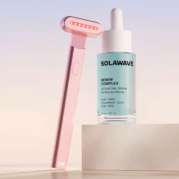 Solawave 4-in-1 Radiant Renewal Skincare Wand & Activating Serum Kit
