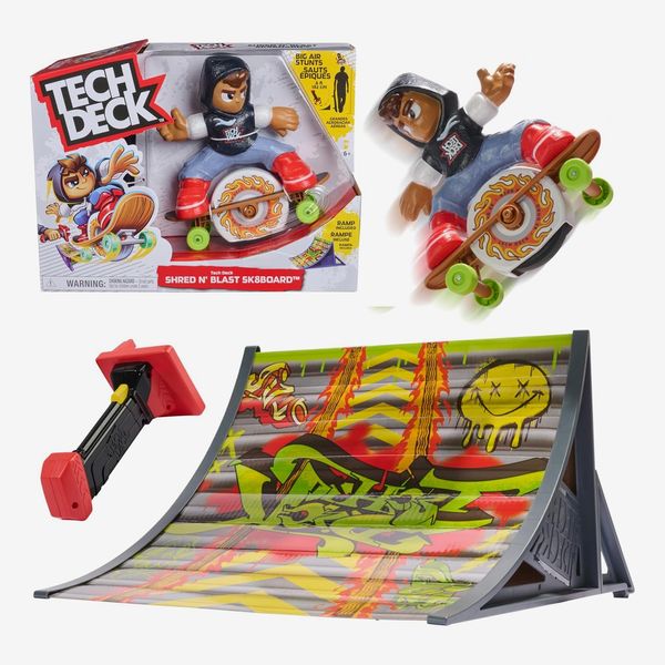 Tech Deck Shred N’ Blast Sk8board, Motorized Finger Skateboard Toy