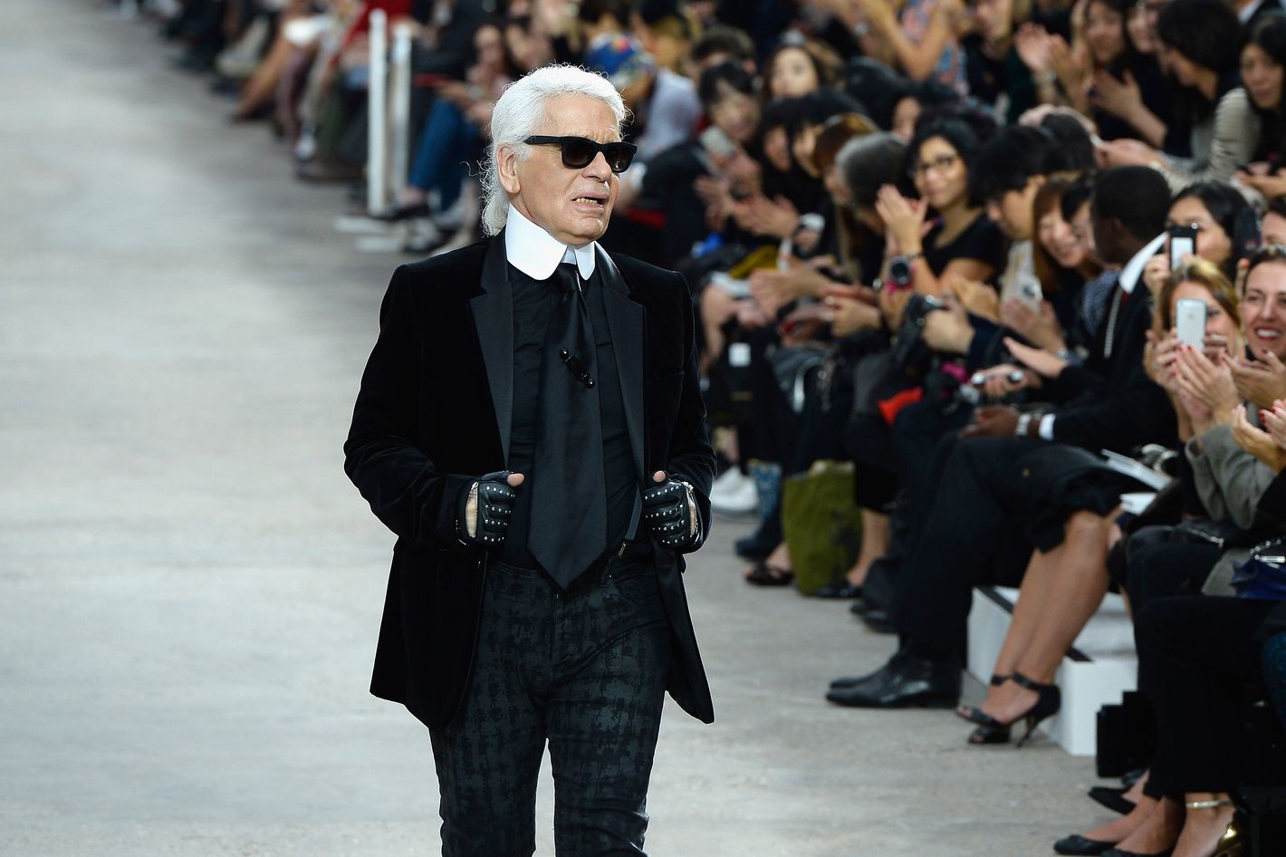 Karl Lagerfeld lost 92 pounds using a diet he called a “sort of punishment”  - Vox