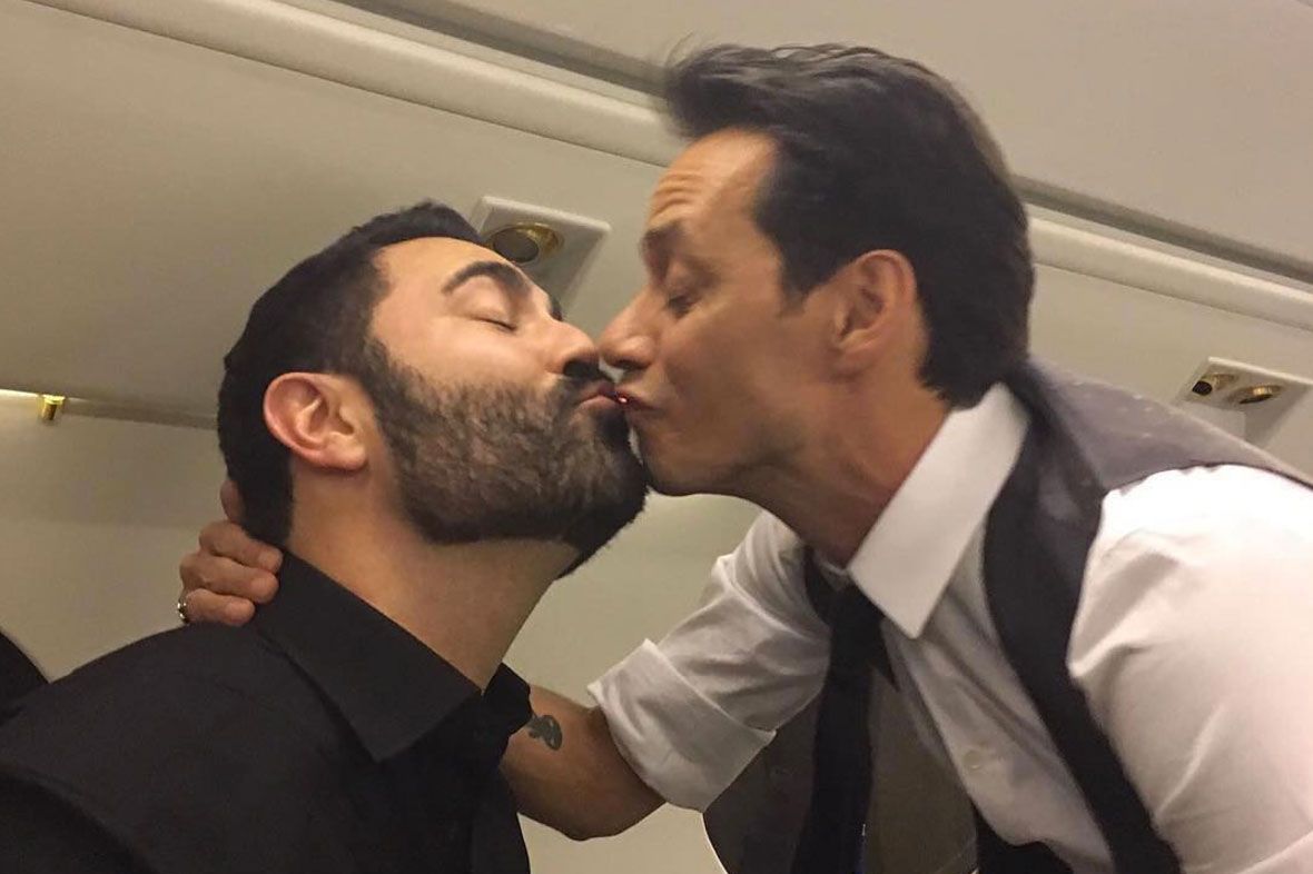 Marc anthony kissing a guy