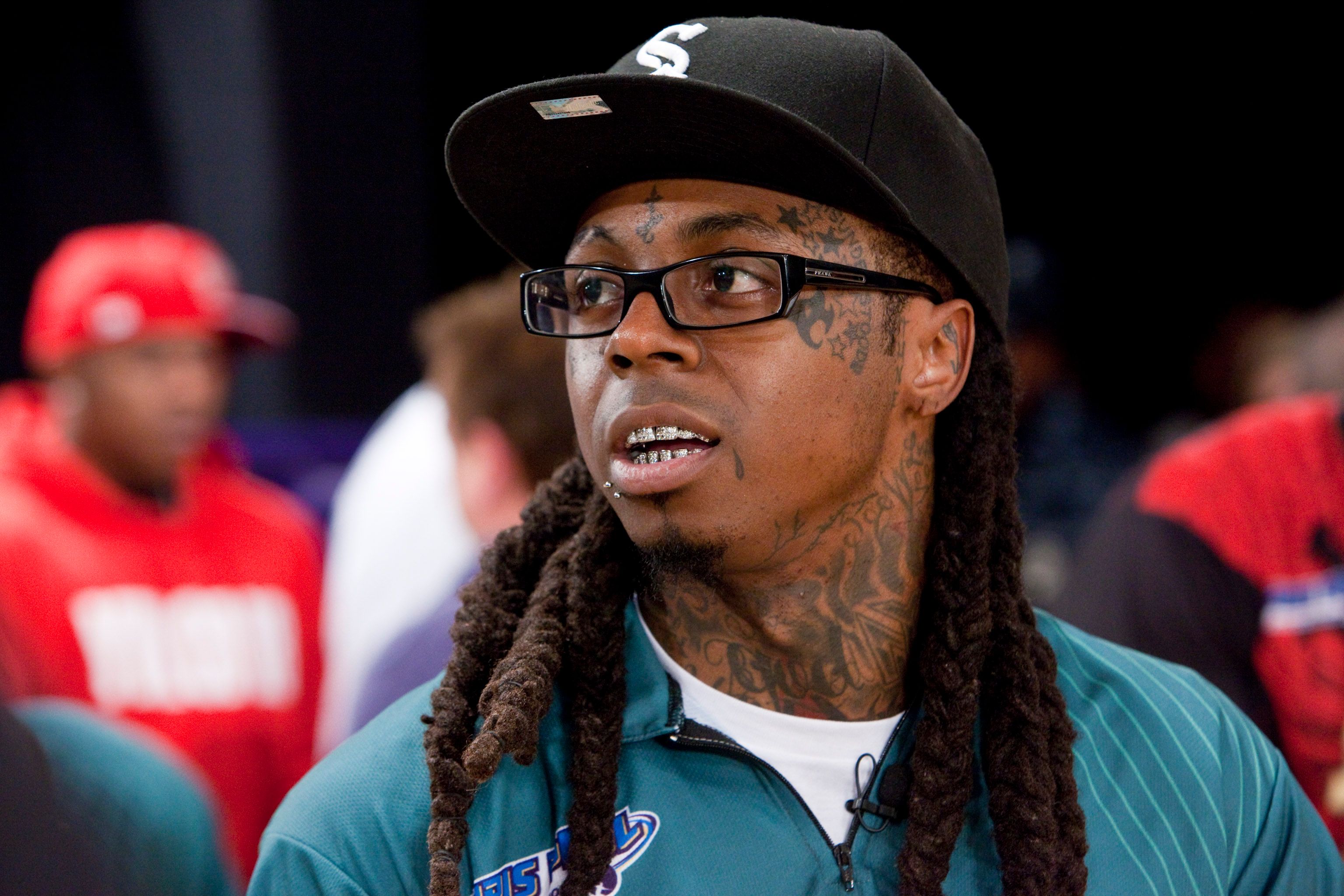 Twitter mocks rapper Lil Waynes new Arabic tattoo  Al Arabiya English