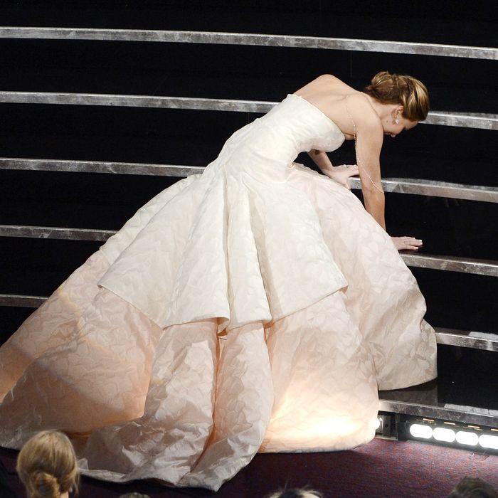 Jennifer Lawrence Got So Drunk and Vomited at an Oscar After-Party