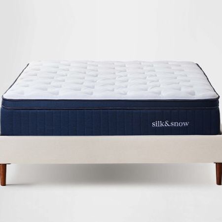 Silk & Snow Hybrid Mattress