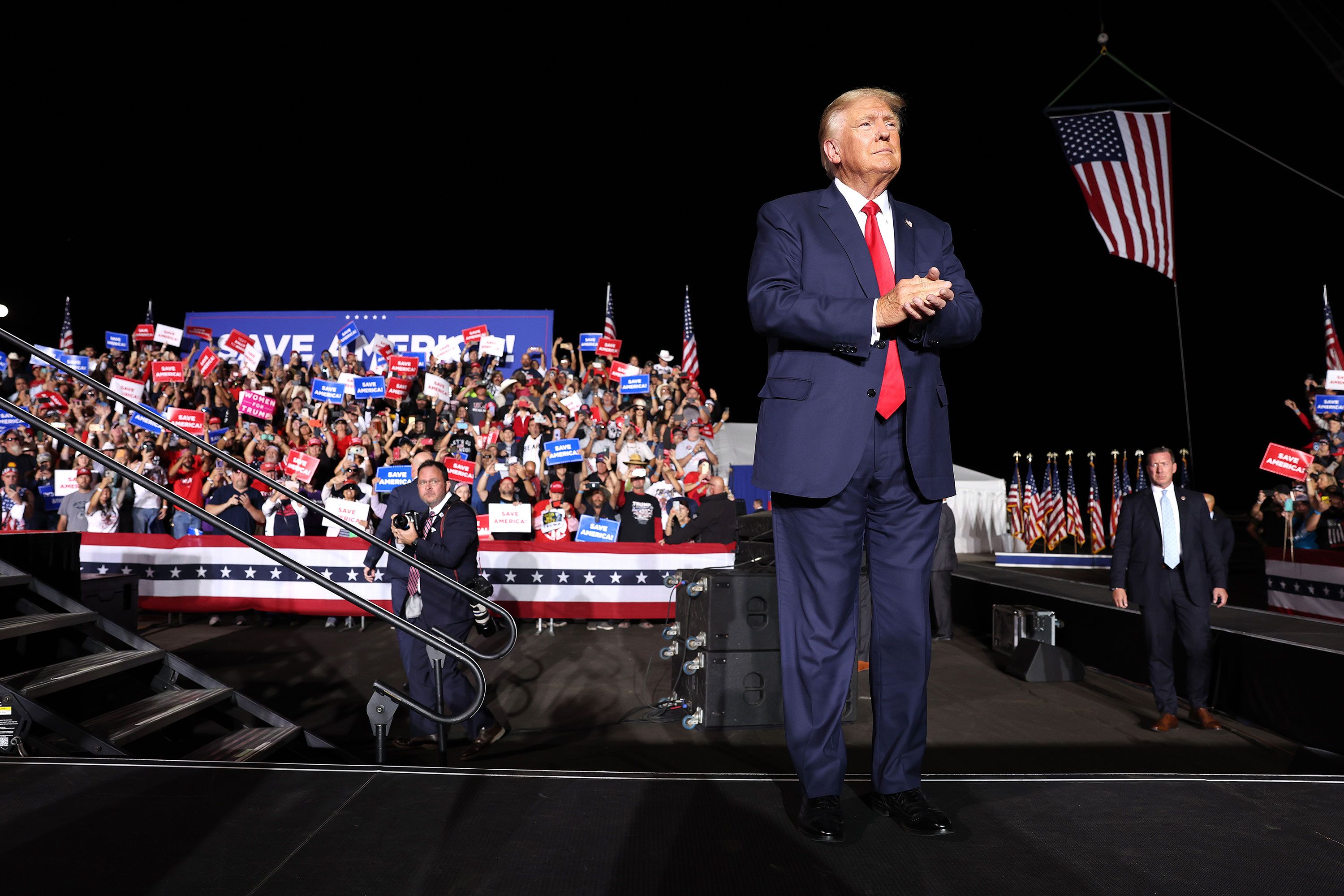 Election 2022: Trump addresses rally for Republicans in Sioux City