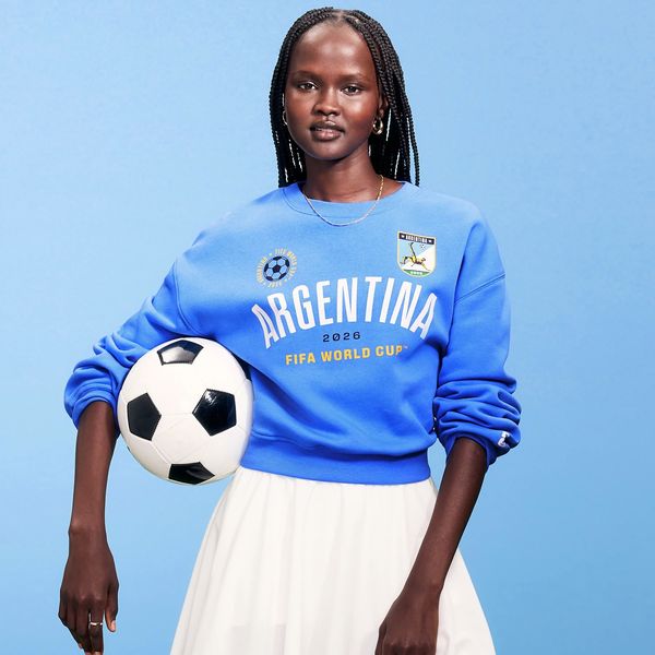 Old Navy FIFA World Cup 26 Argentina Oversize Graphic Sweatshirt