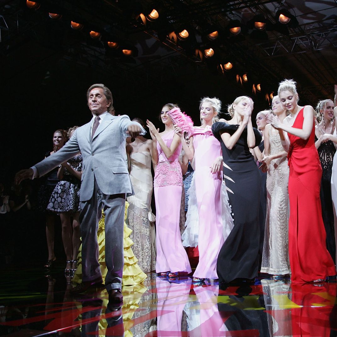 Paris Fashion Week - Spring/Summer 2008 - Ready to Wear - Valentino - Runway