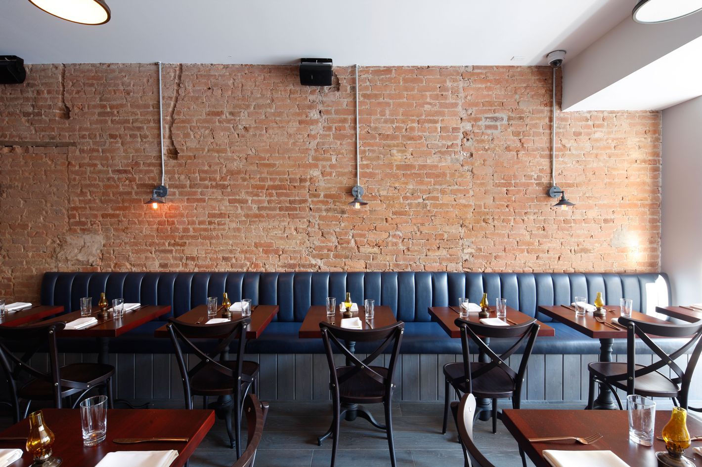 Midtown’s Bottle & Bine Cares Equally About Food, Beer, and Wine