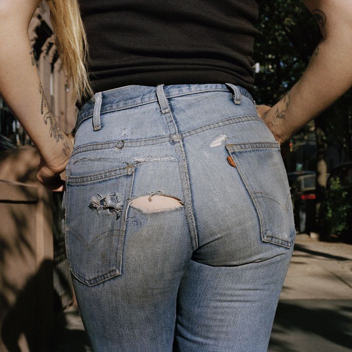 Jemima Kirke is one of photographer Kava Gorna's <i>100 Cheeks</i>.