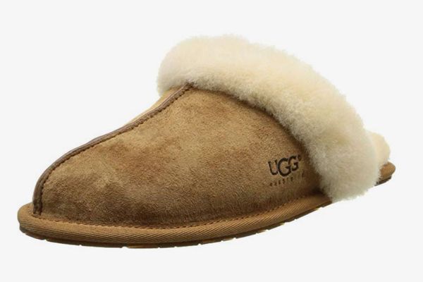 UGG Women’s Scuffette II Slipper